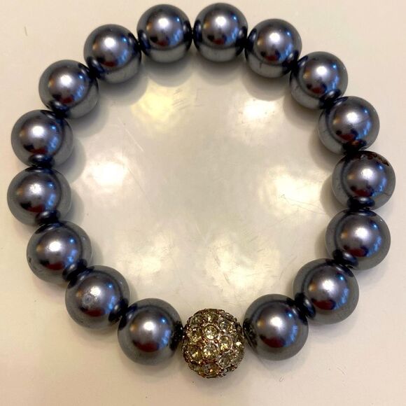 Grey Beaded Bracelet - Picture 1 of 2